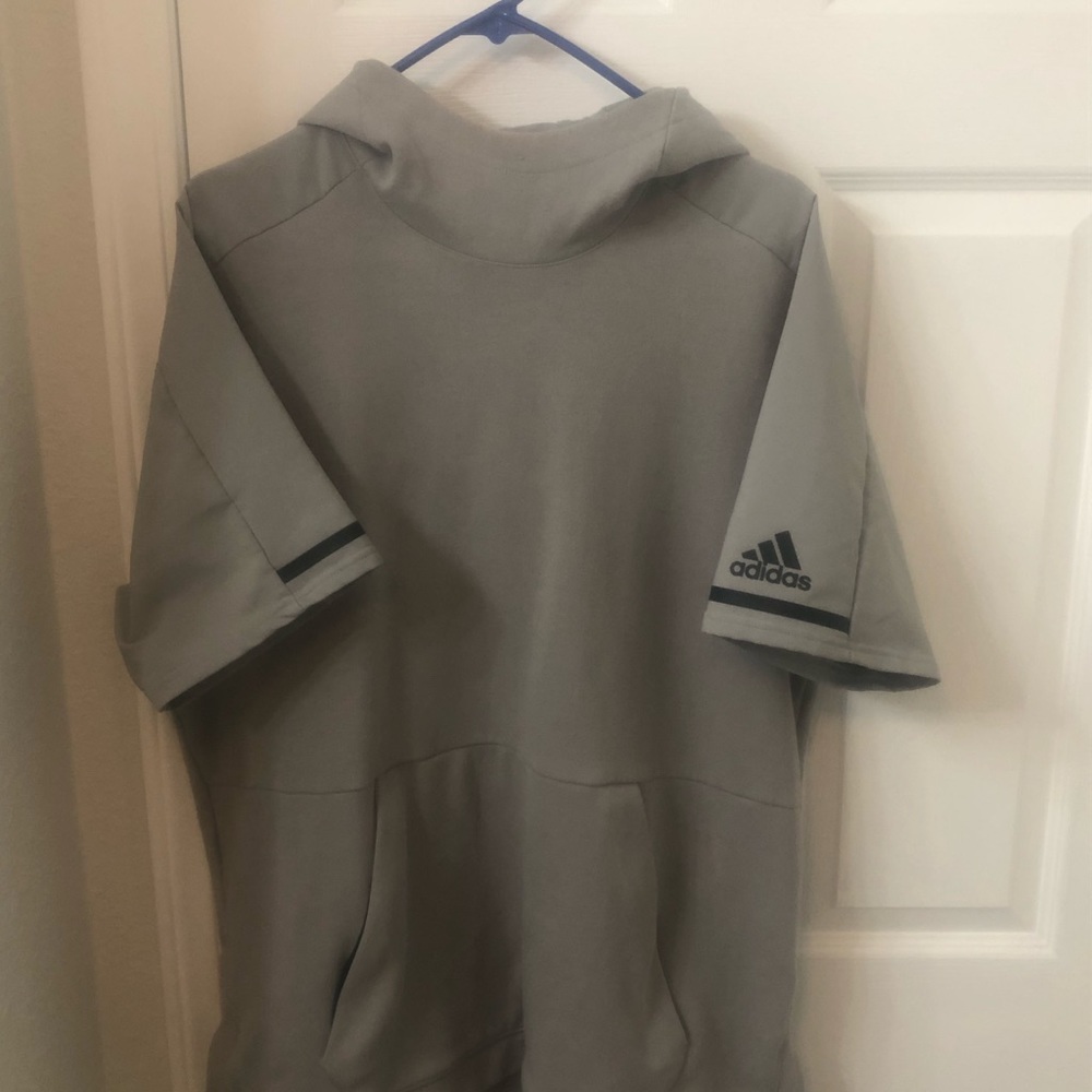 Large Adidas Pullover Sweatshirt